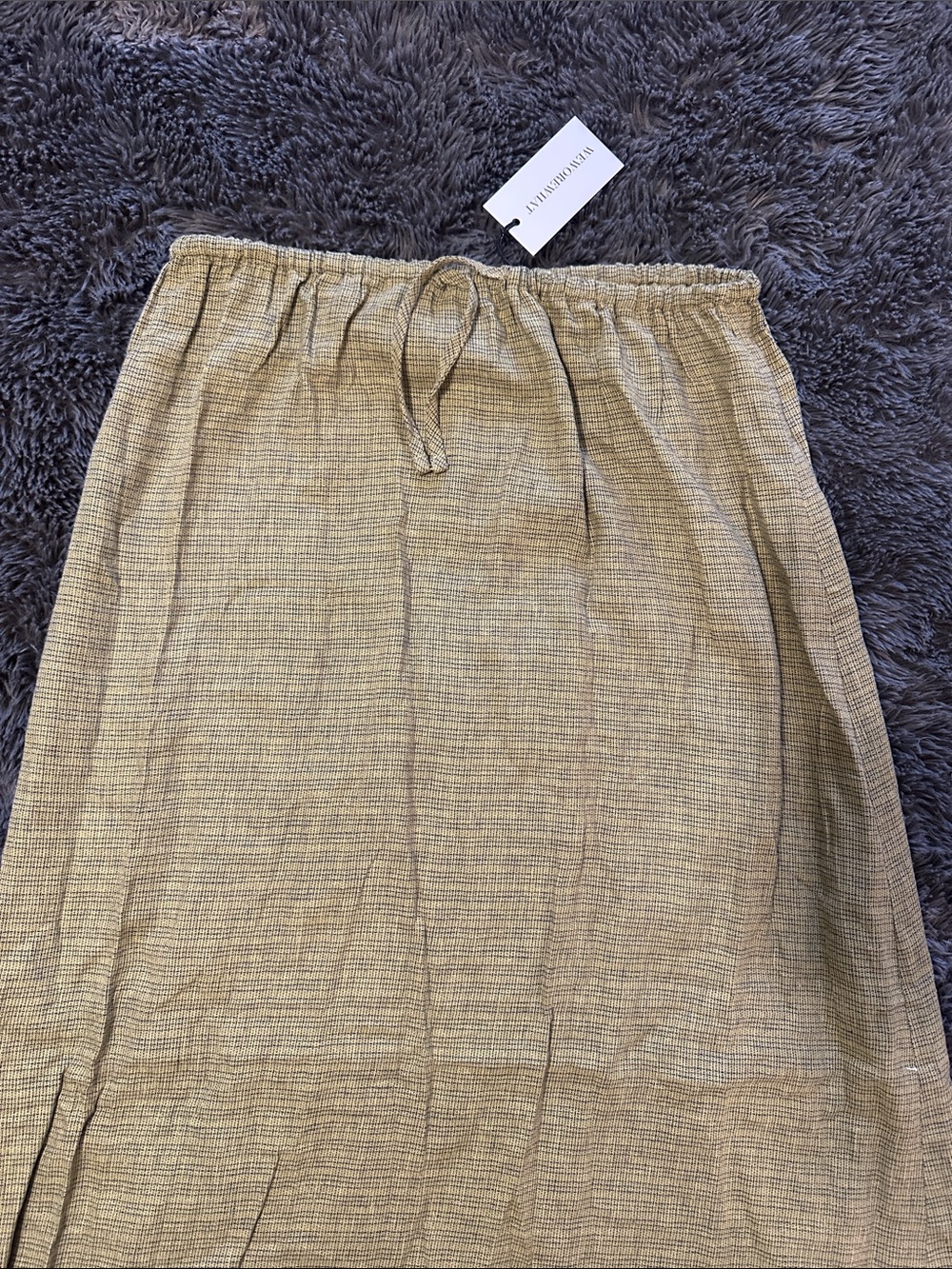 WeWoreWhat Scrunchy Top & Midi Skirt Set - Picture 7 of 9